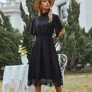 Mock Neck Contrast Lace Hem A-line Dress Black